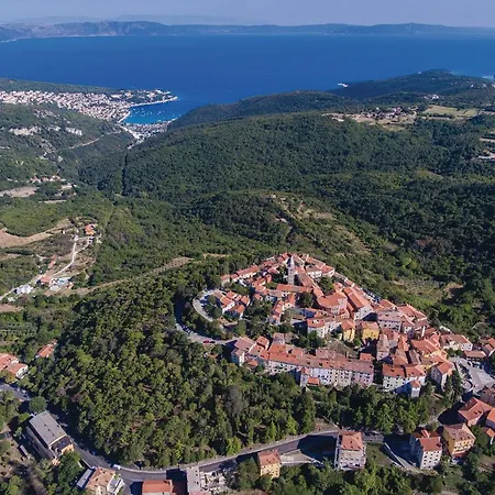 Gorgeous In With Kitchen Apartment Rabac